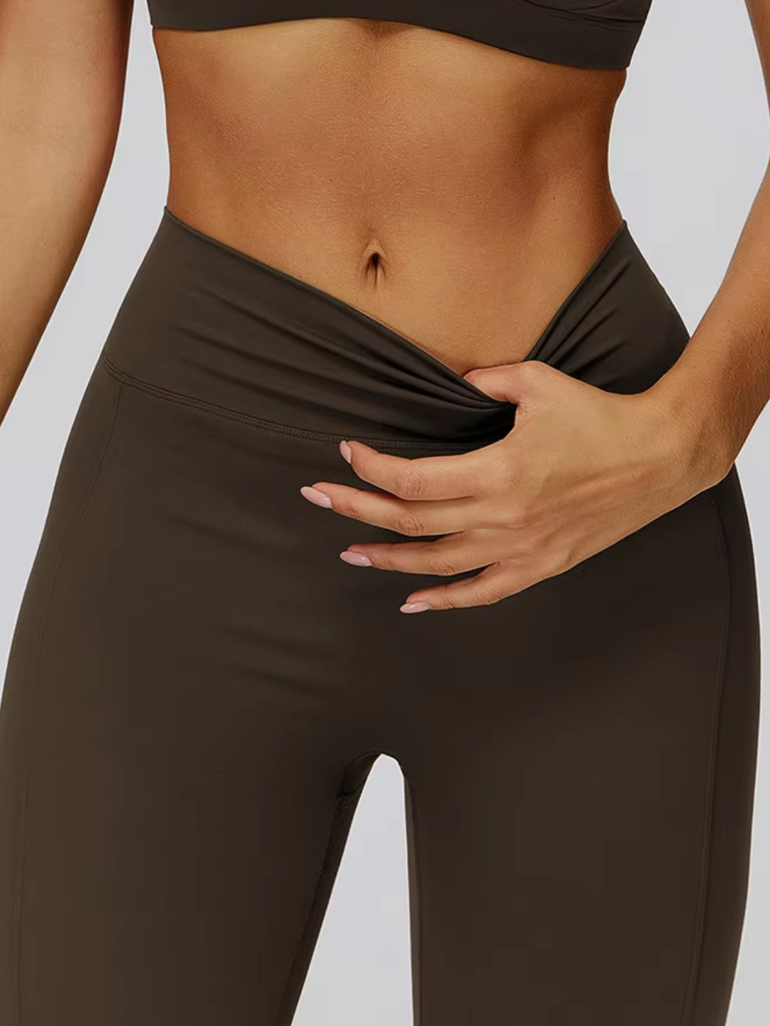 BLUSHQUE_6_a34292ac-81a8-4291-9f92-e90727b6f01e.png