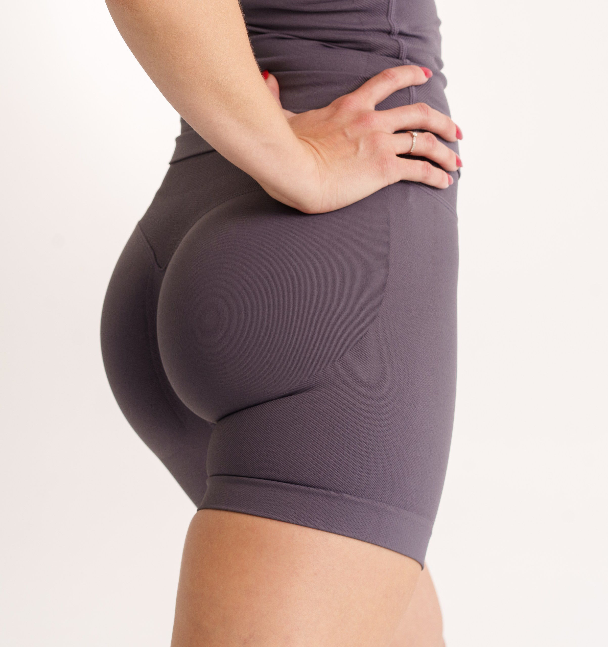 Slique Sculpt shorts- Truffle