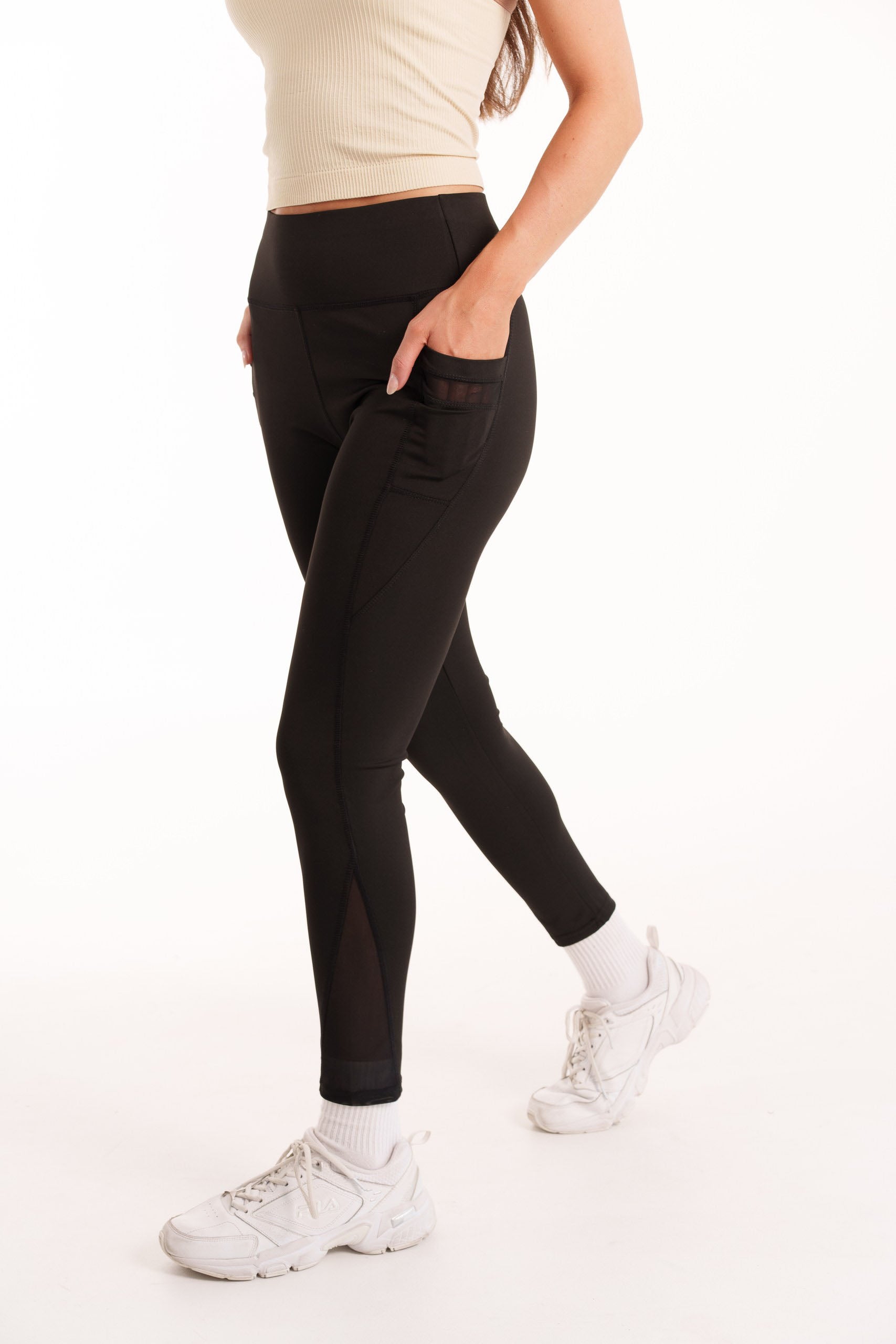 Off Duty Mesh Pocket Leggings