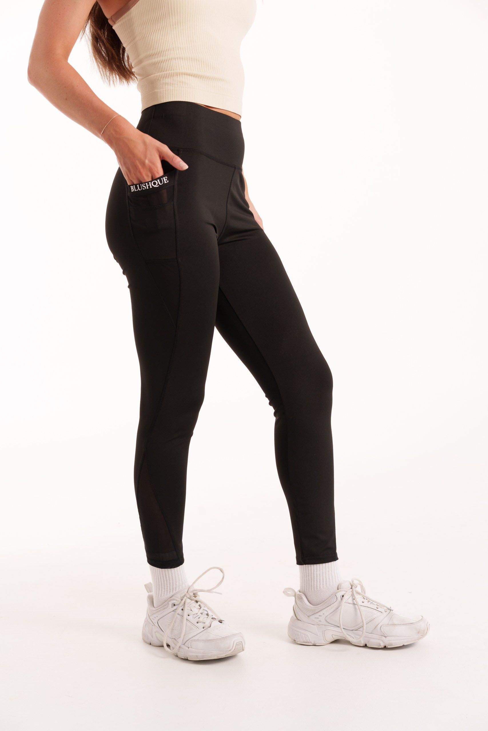 Off Duty Mesh Pocket Leggings
