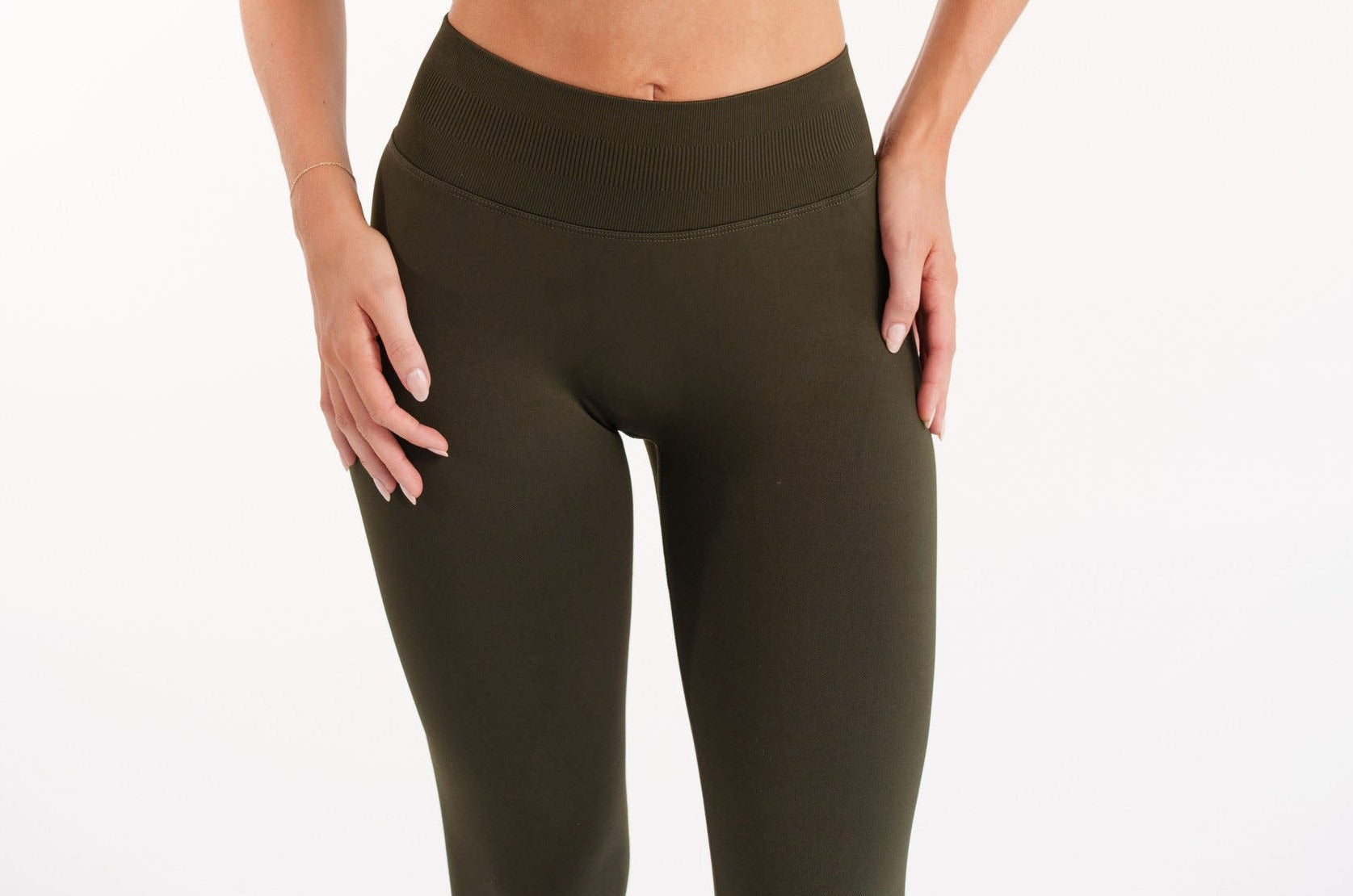 Slique Signature Leggings - Sage