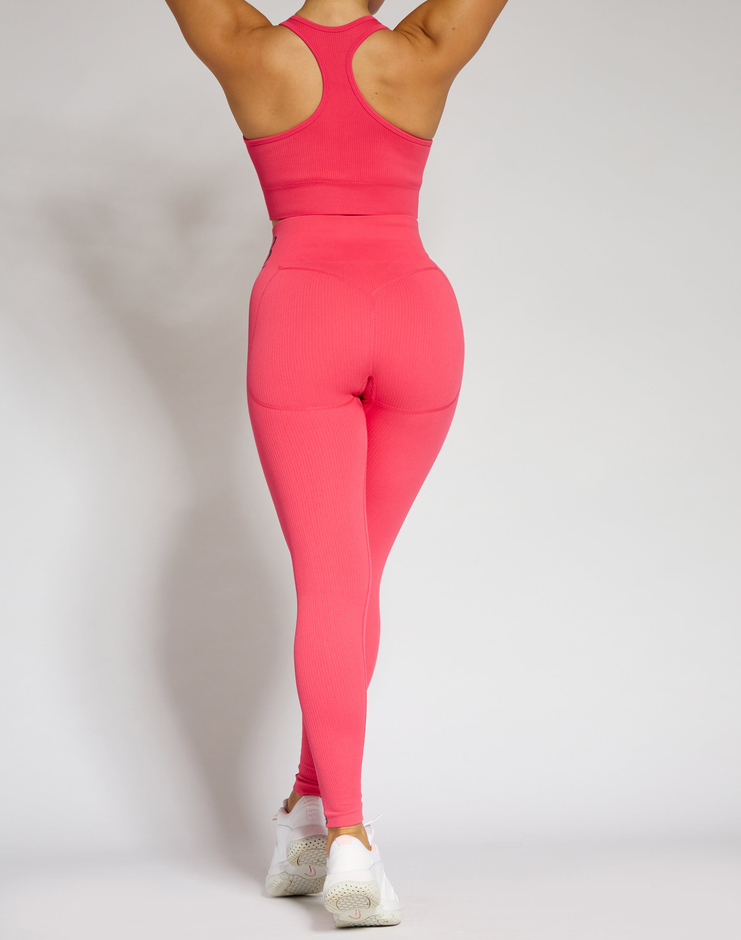 Coral ribbed contour